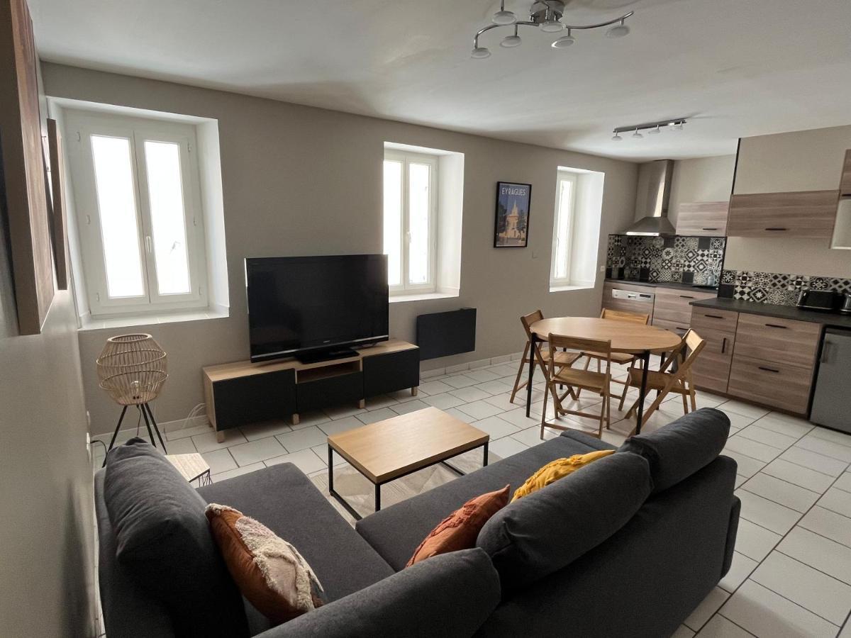 Bel Appartement 2 Chambres Au Coeur Du Village Eyragues Eksteriør billede