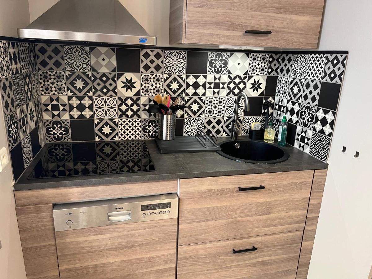 Bel Appartement 2 Chambres Au Coeur Du Village Eyragues Eksteriør billede