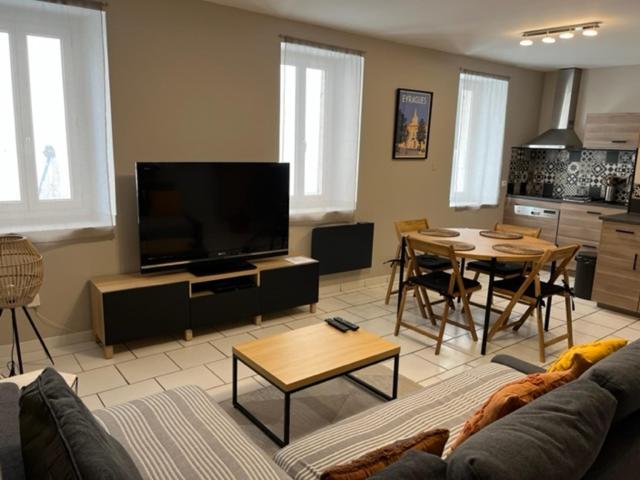Bel Appartement 2 Chambres Au Coeur Du Village Eyragues Eksteriør billede